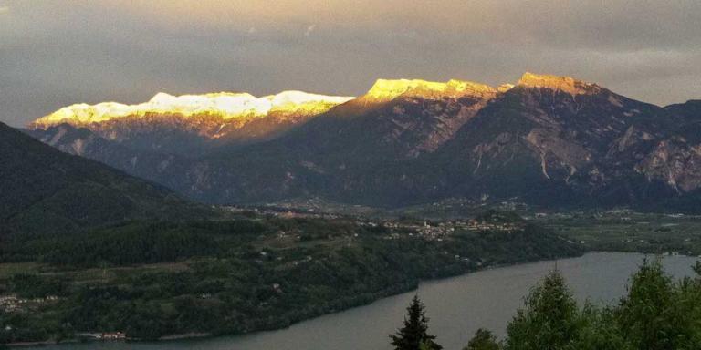 פרג'ינה ולסוגאנה B&B Alba Sul Lago מראה חיצוני תמונה