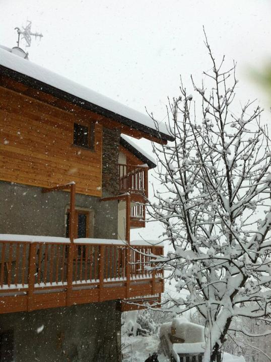 פרג'ינה ולסוגאנה B&B Alba Sul Lago מראה חיצוני תמונה